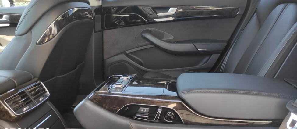 Audi A8 cena 199000 przebieg: 93000, rok produkcji 2017 z Radom małe 254